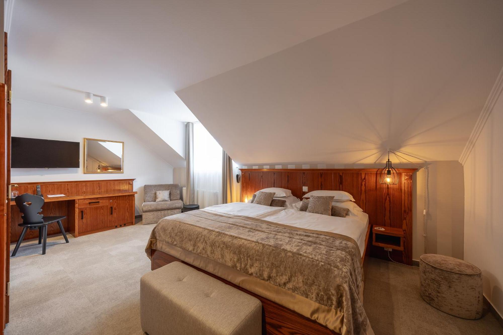 Kotnik Superior Boutique Hotel Кранська Гора Екстер'єр фото
